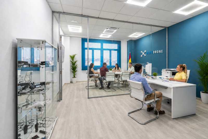 Oficina de Bluedrone Formación, centro homologado de formación de pilotos de drones
