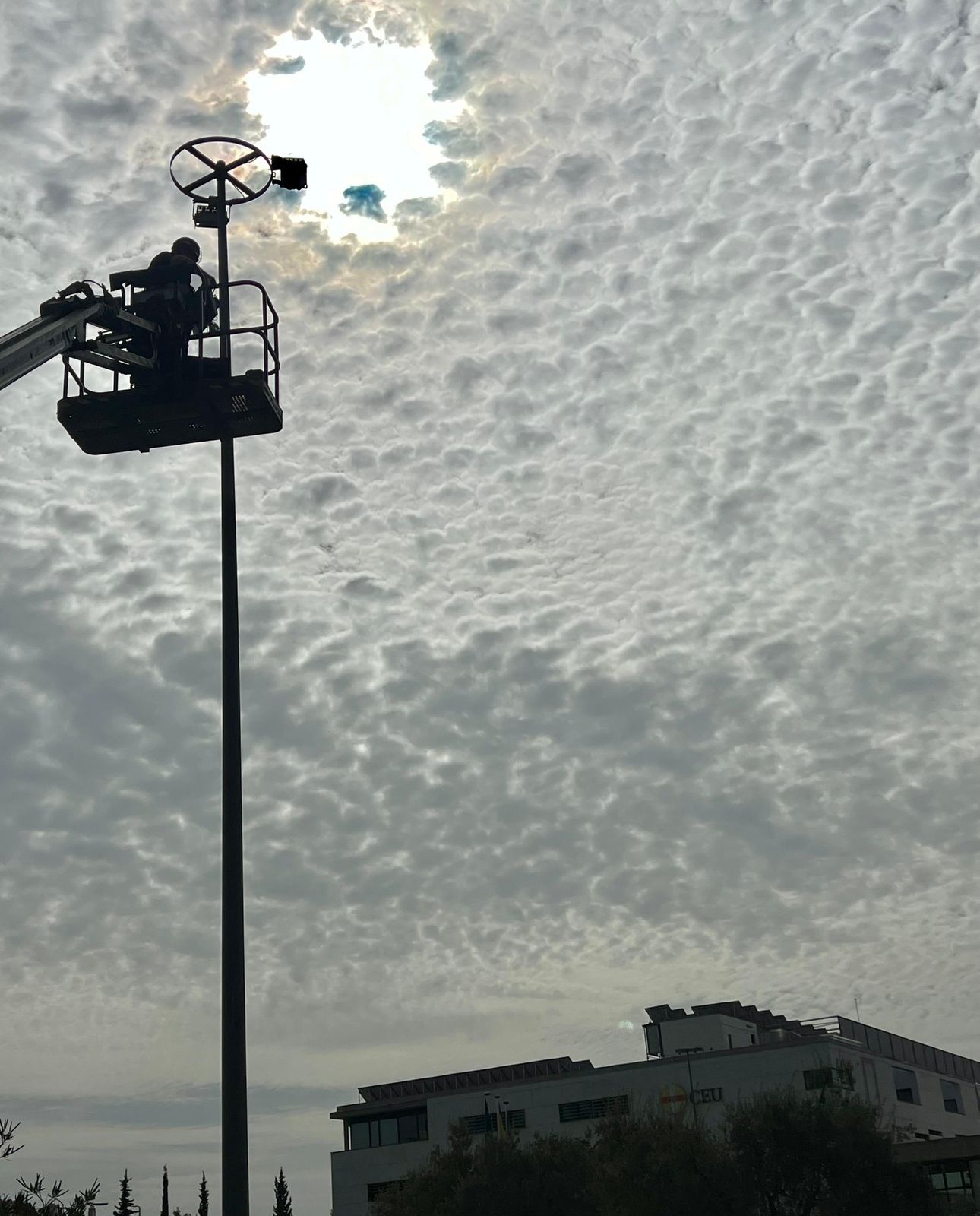 Documentación periódica de obra con dron, apoyo a timelapse de construcción